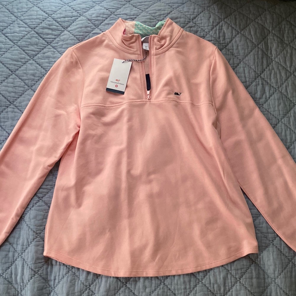 Vineyard vines sweatshirt